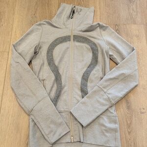 Lululemon sweater